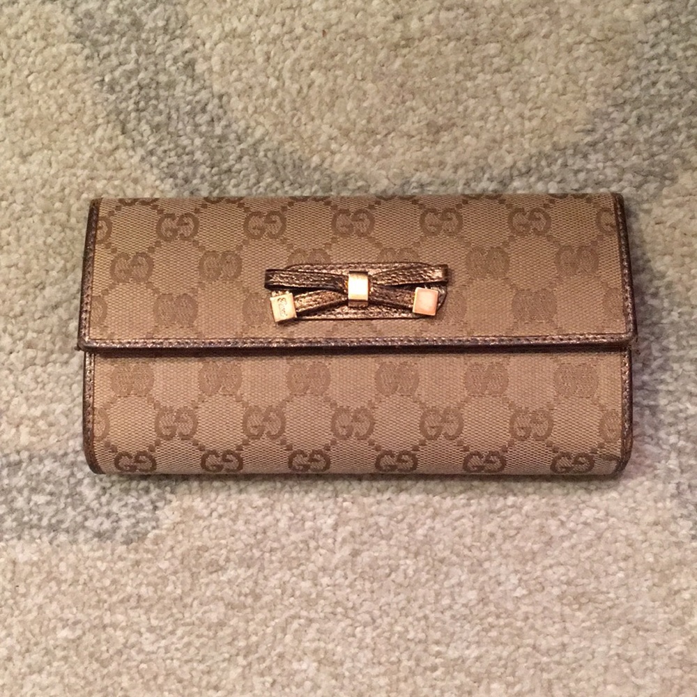 Authentic Gucci Wallet